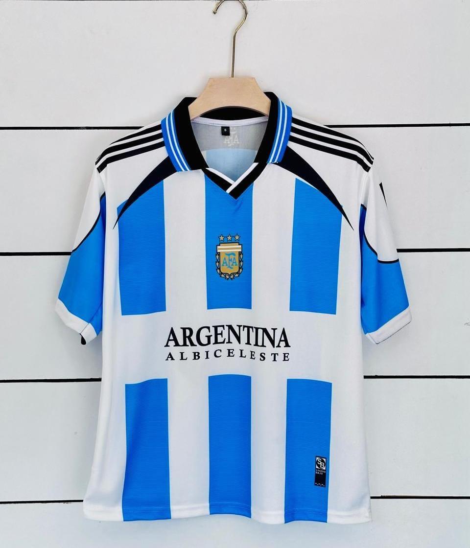 Argentina 2006 Away Kit Messi Five Sleeve Collar at vamstore | Football Jersey India