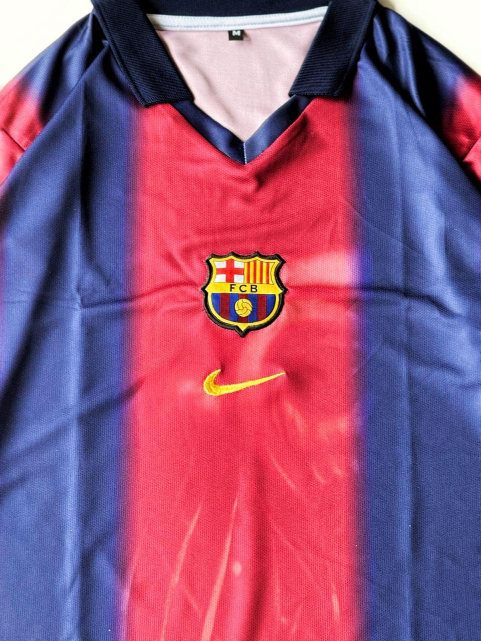 Barca x Travis Retro Edition at vamstore | Oversized Five Sleeve Kit