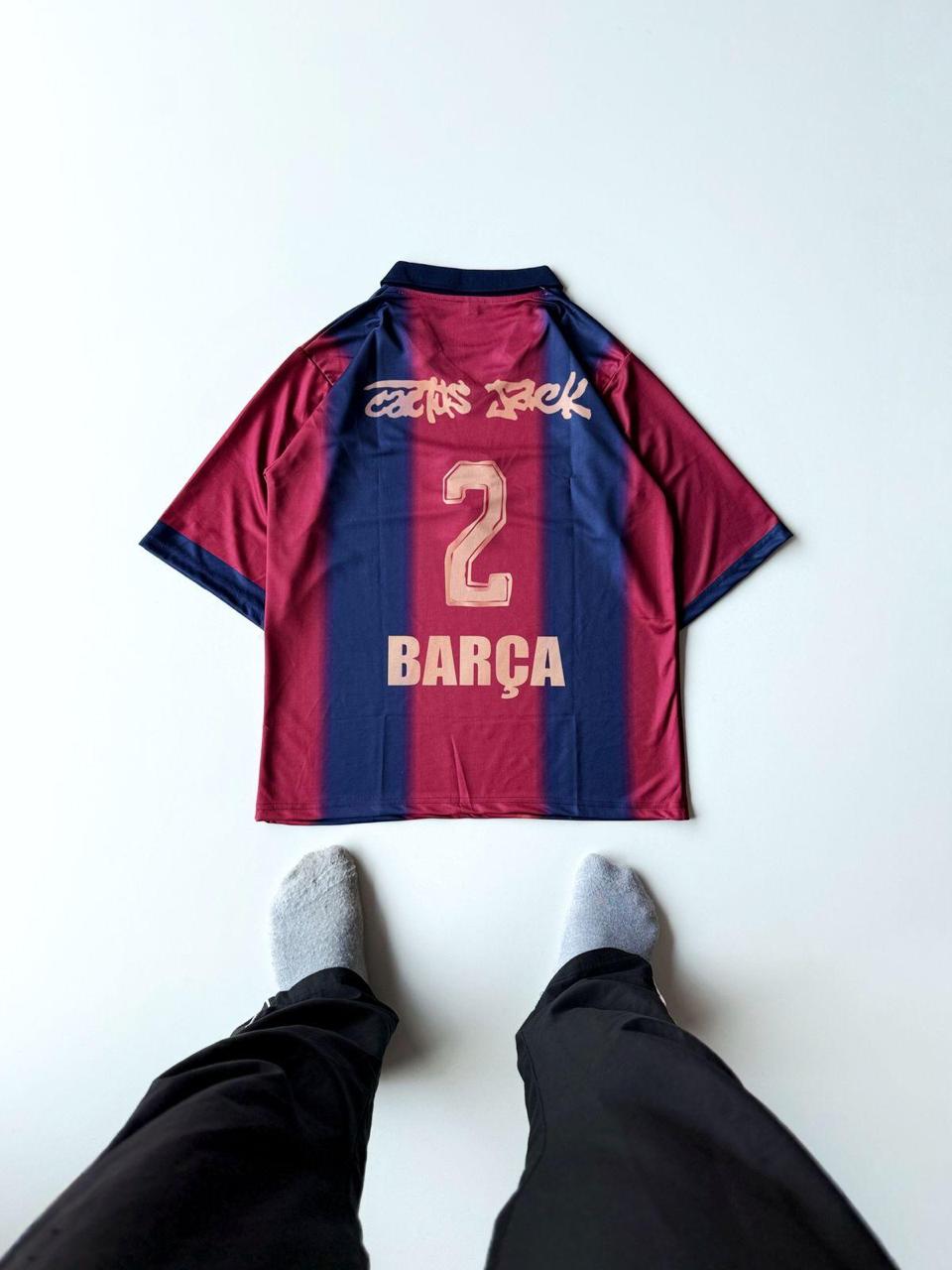 Barca x Travis Retro Edition at vamstore | Oversized Five Sleeve Kit